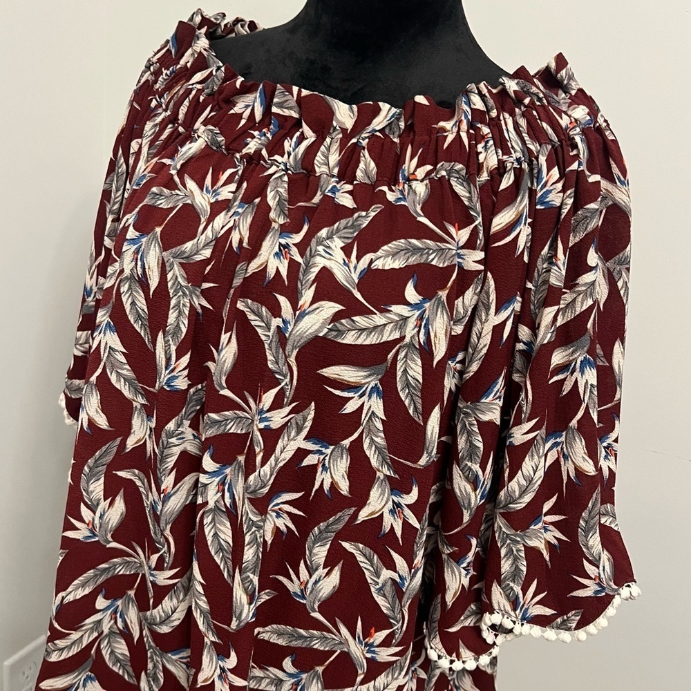 Umgee Burgundy Floral Off-Shoulder Blouse - L - Picture 2 of 8